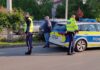 Арогантен шофьор с над 3,4 промила се натресе в загражденията пред полицията в Русе. /ВИДЕО/